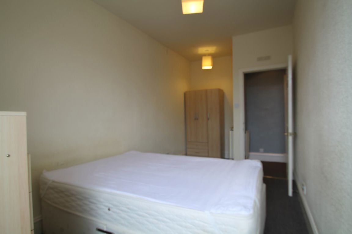 Flat Arthurstone Terrace in Dundee