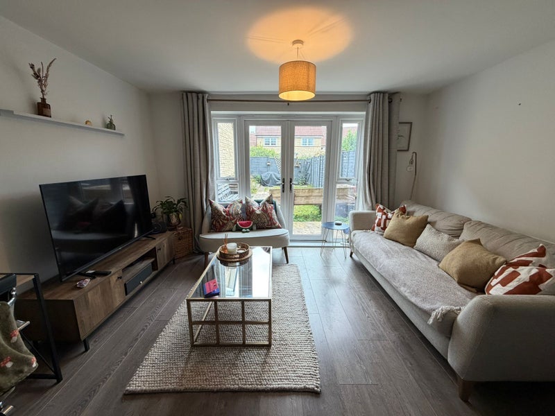 Room Maes Knoll Drive in Bristol