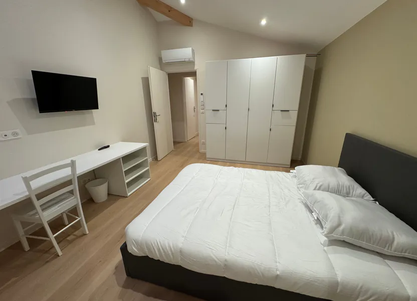 Room Passage Lévy in Bayonne
