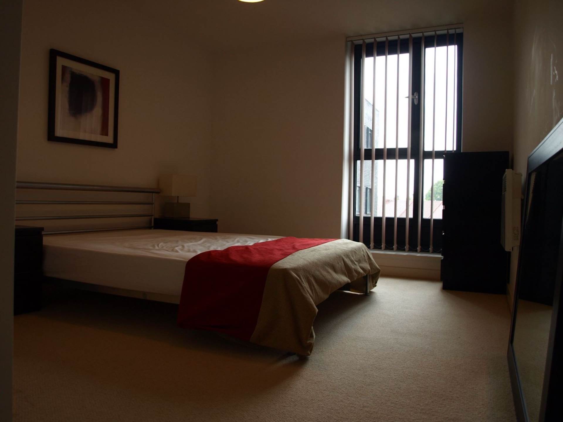 Flat Hallsville Road in Greater London