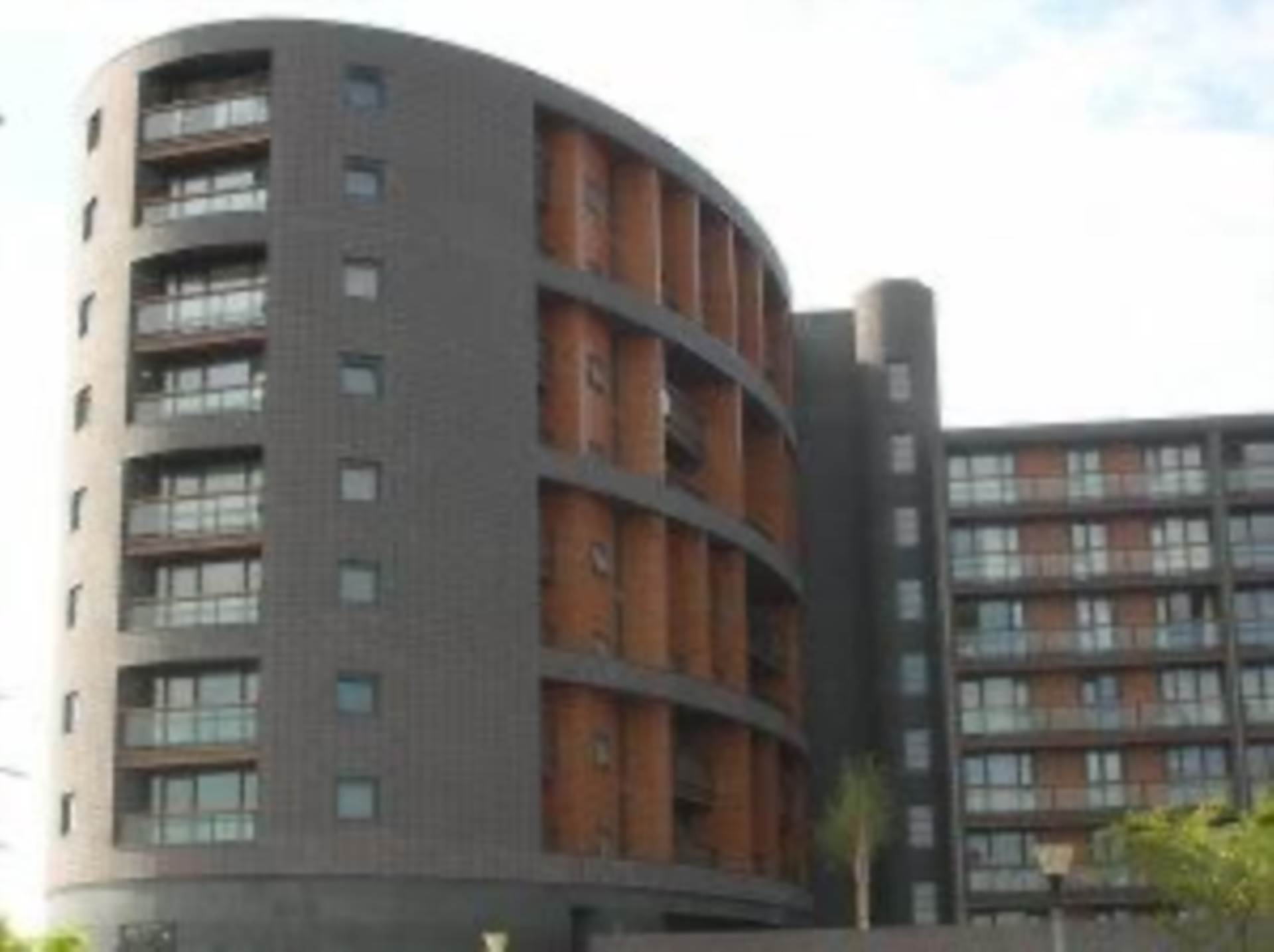 Flat Hallsville Road in Greater London