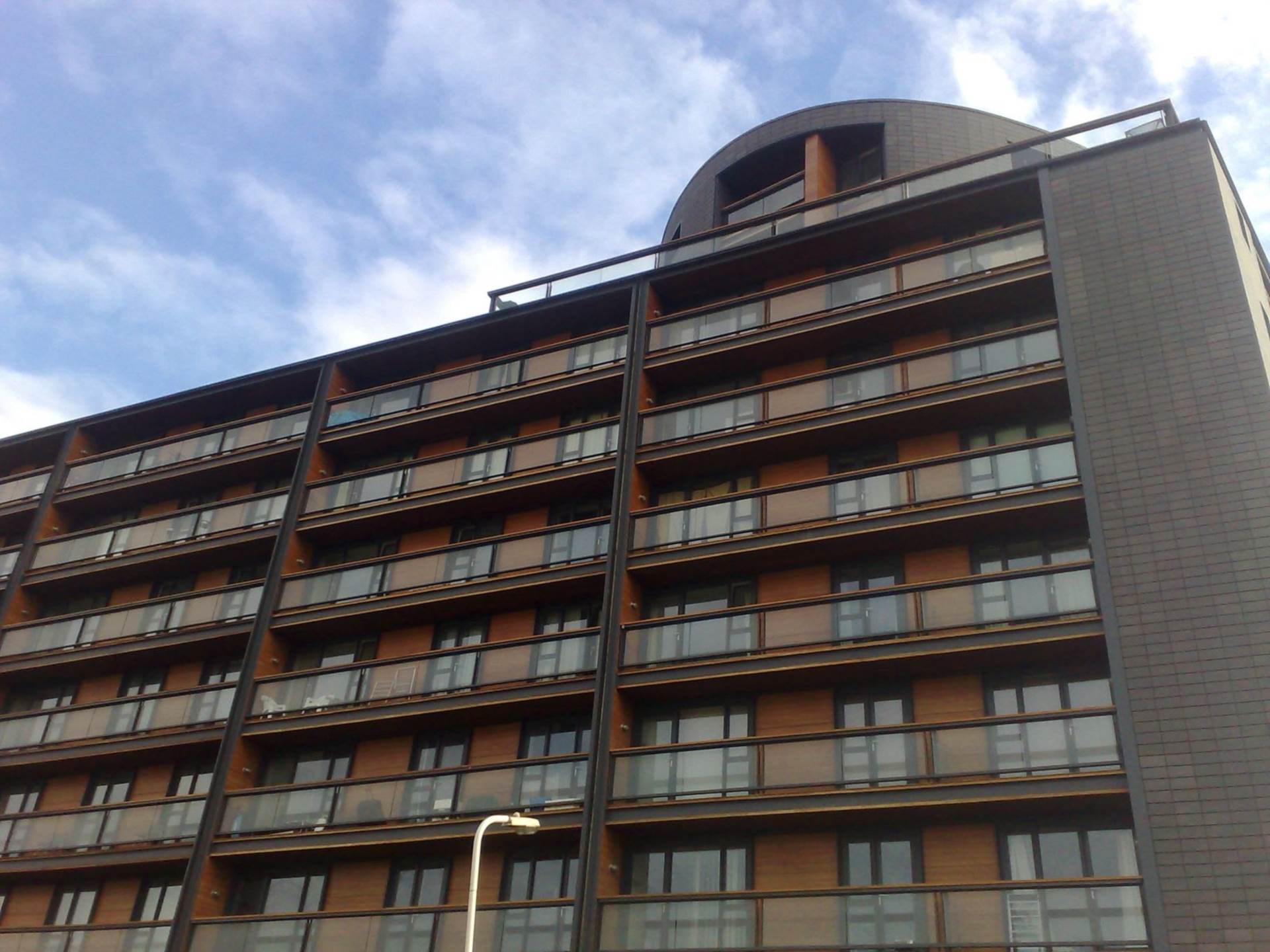 Flat Hallsville Road in Greater London