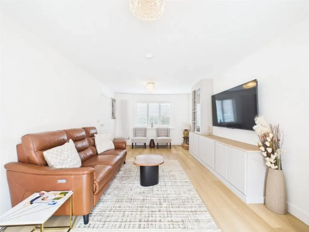 House Warrener Close in Tewkesbury