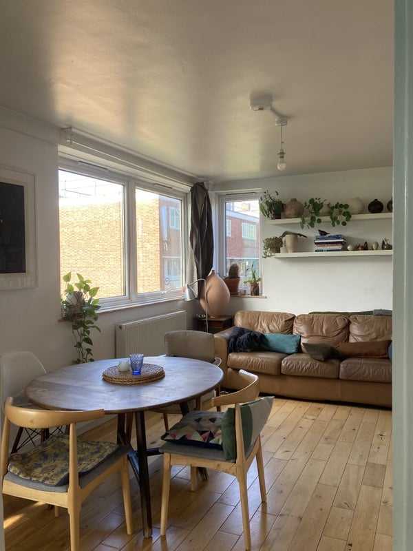 Room Shakspeare Walk in Greater London