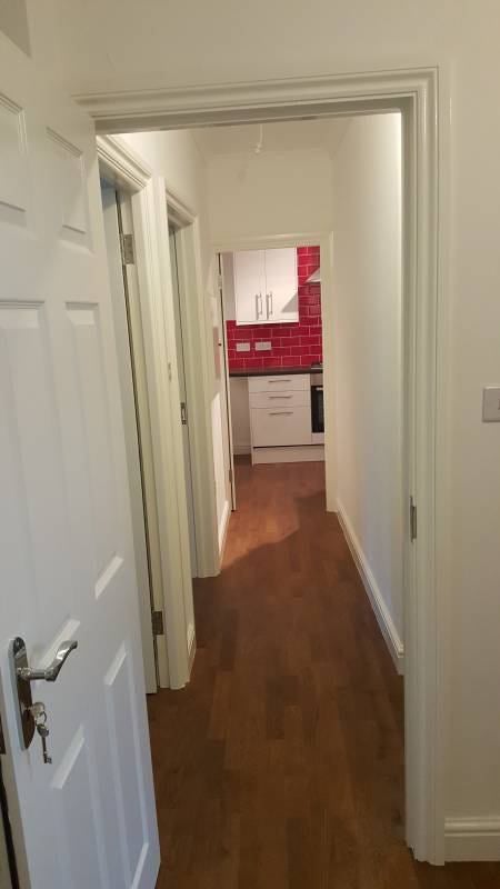 Room Coll's Road in Greater London