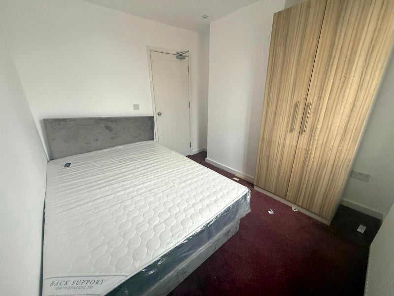 Room Sutton Avenue in Leicester