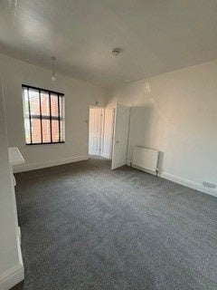 Room Clara Street in Coventry