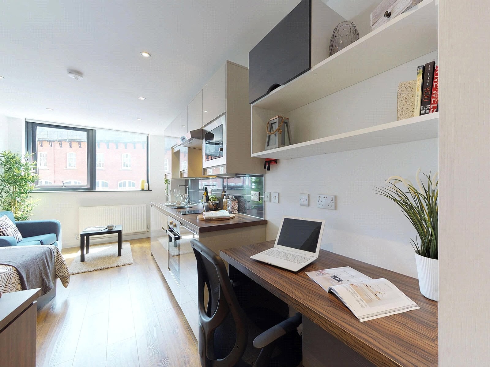 Flat Woodhouse Square in Leeds