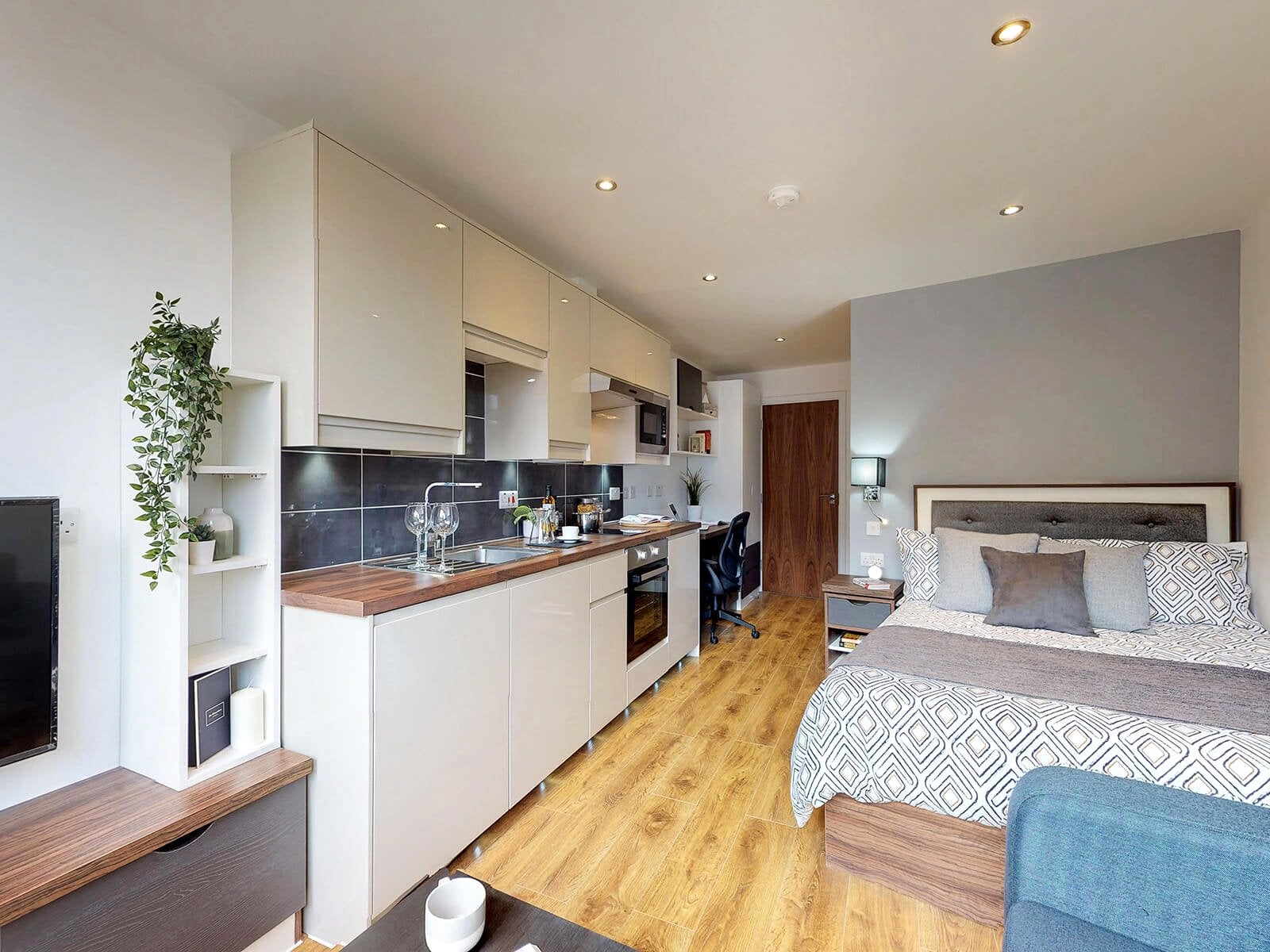 Flat Woodhouse Square in Leeds