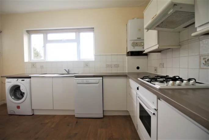 Flat Joel Street in Greater London
