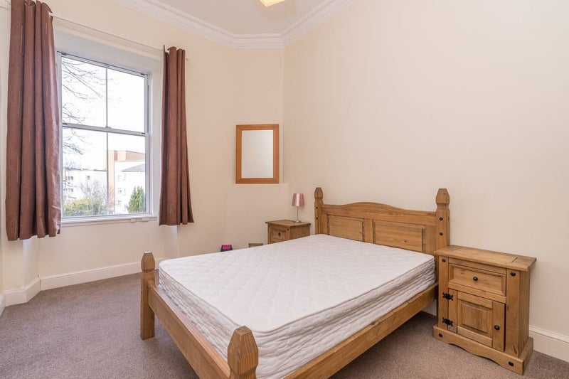 Room Bruntsfield Place in City of Edinburgh