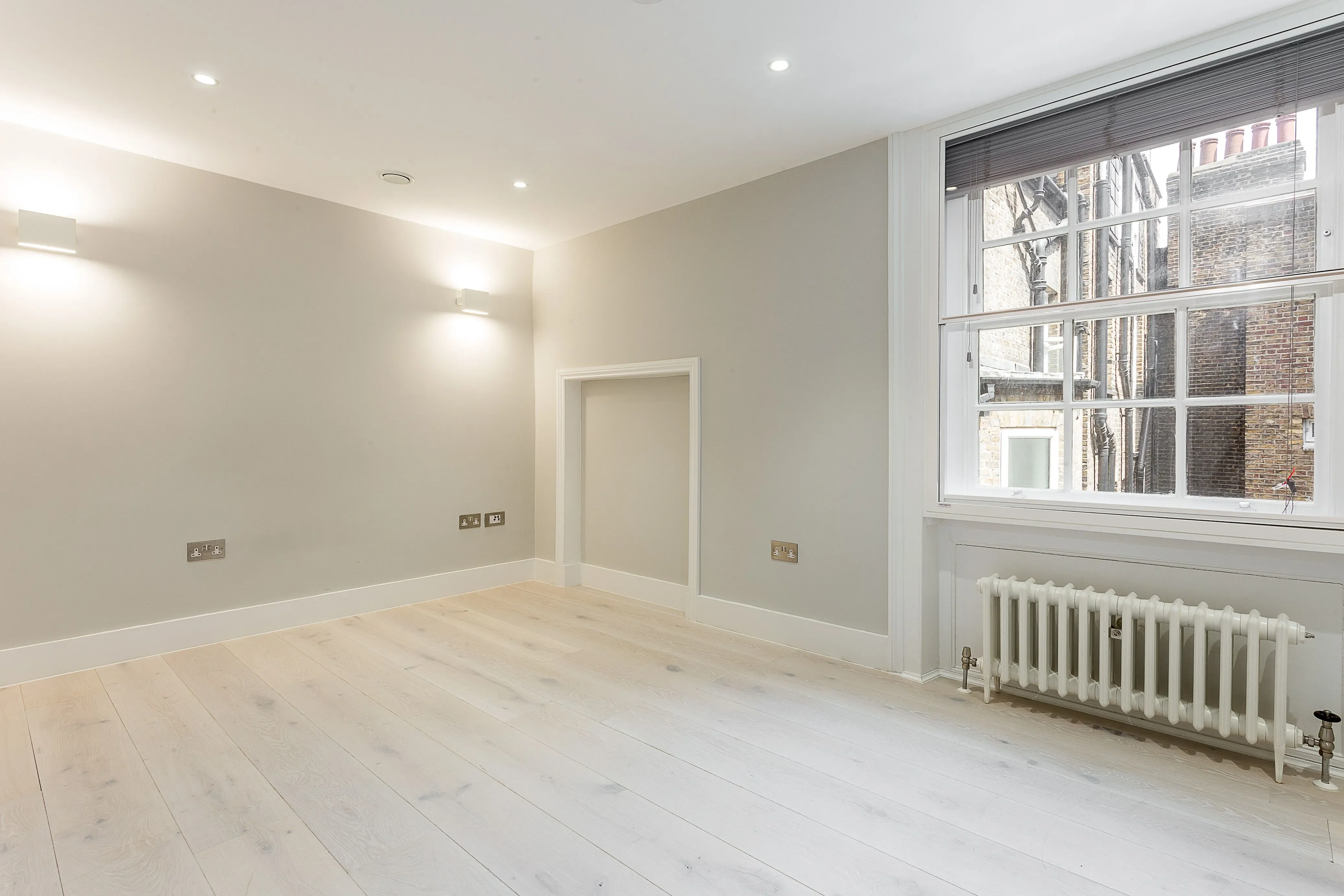 Flat Carnaby Street in City of Westminster