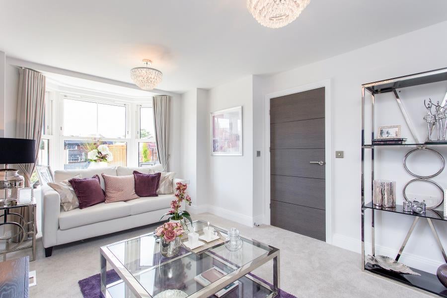 Flat Carew Road in Greater London