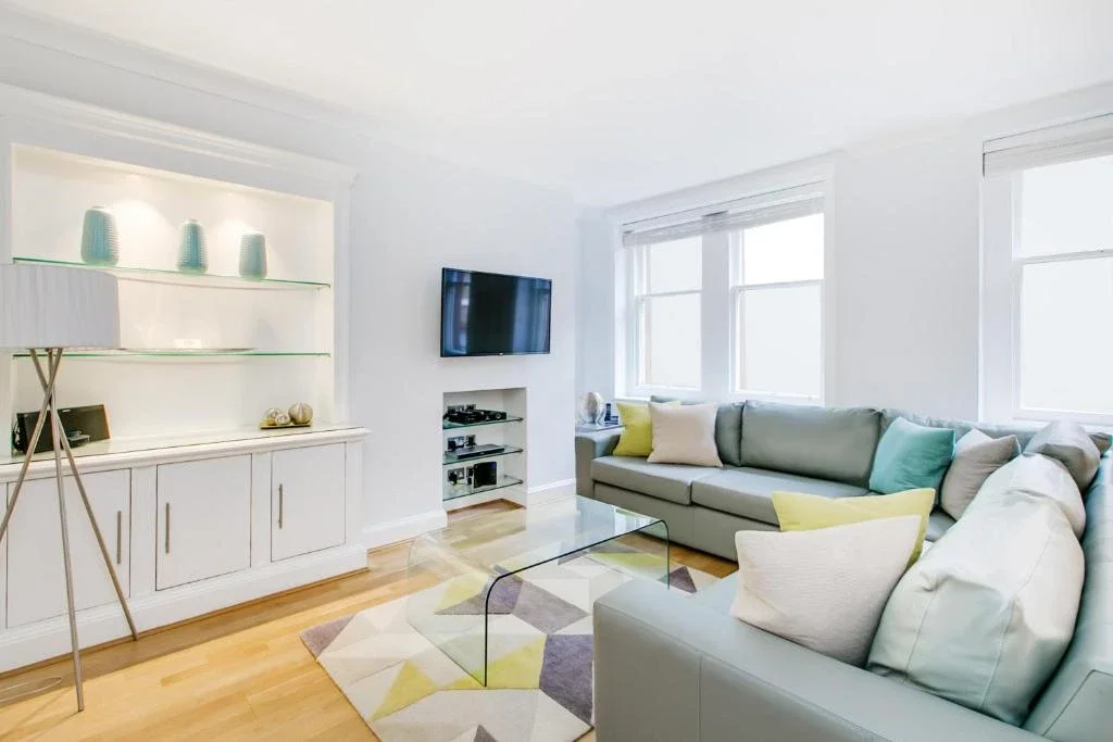 Flat Caledonian Road in Greater London