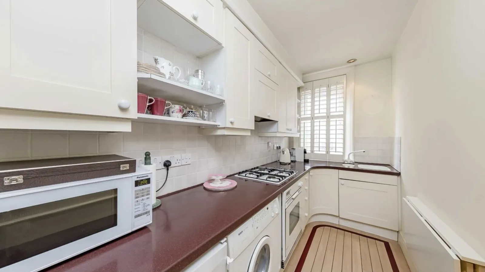 Flat South Audley Street in City of Westminster