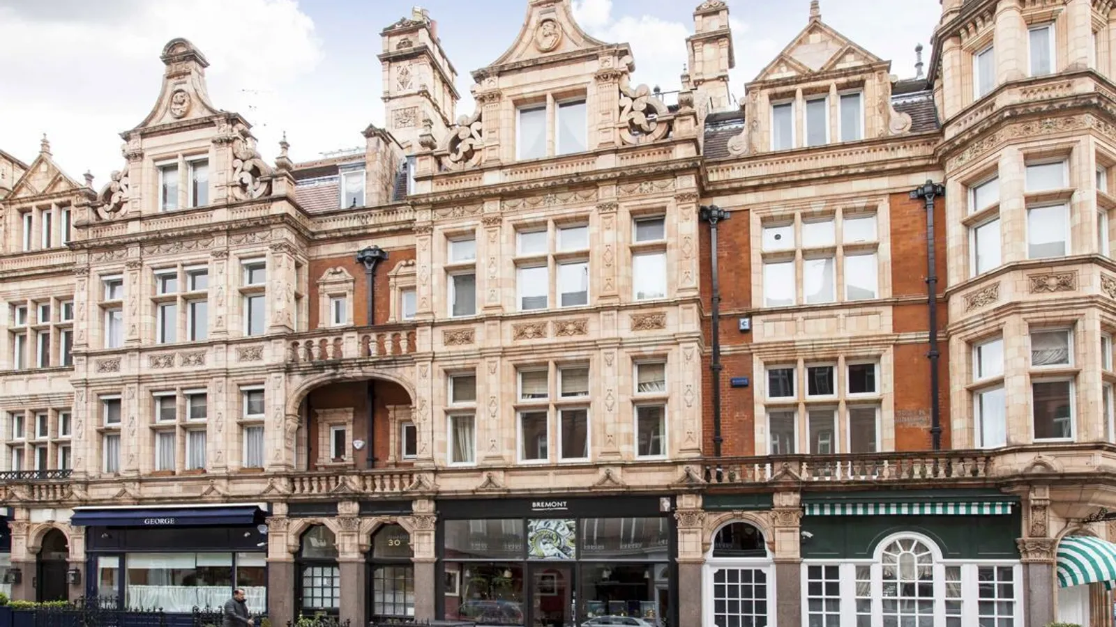 Flat South Audley Street in City of Westminster