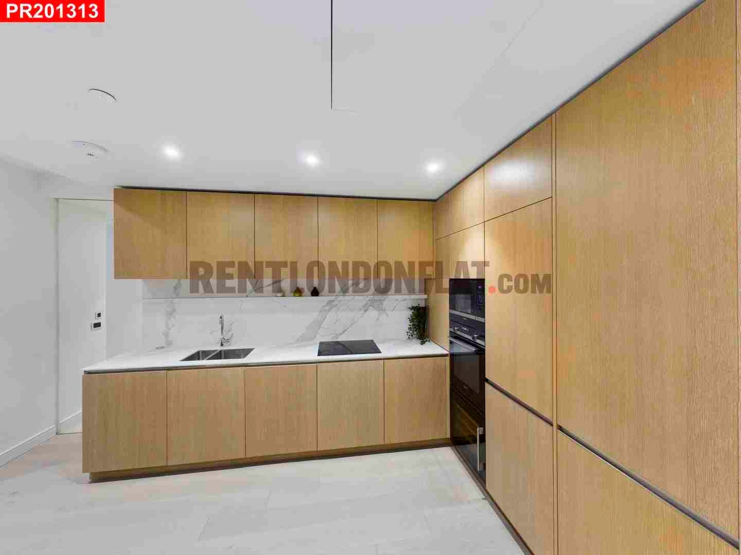 Flat Park Drive in Greater London