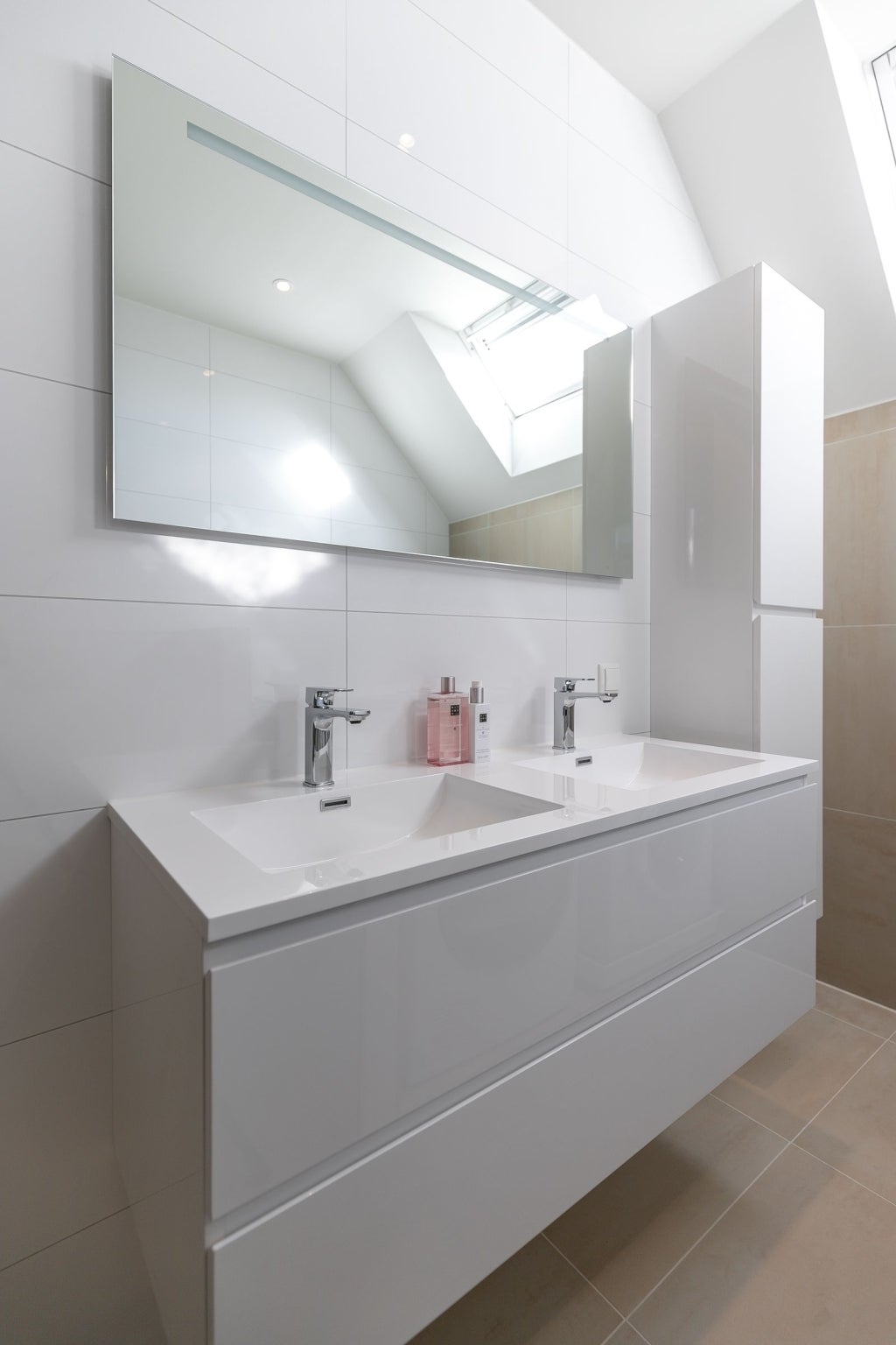 Woning te huur: Binnendams, Hardinxveld-Giessendam