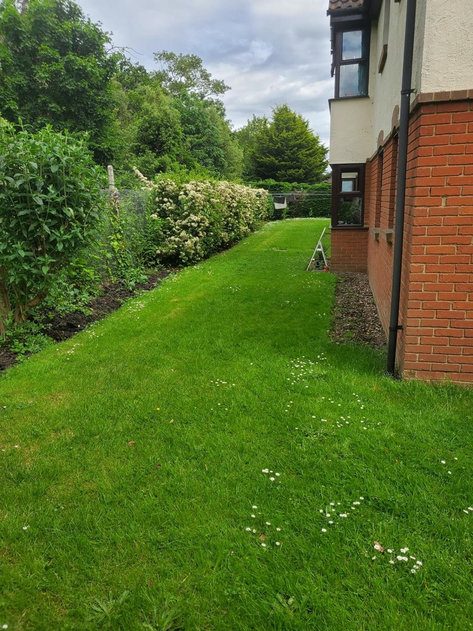 Flat Beaumont Place in Greater London