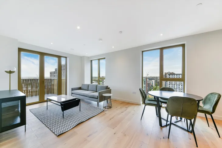 Flat Ashley Road in Greater London