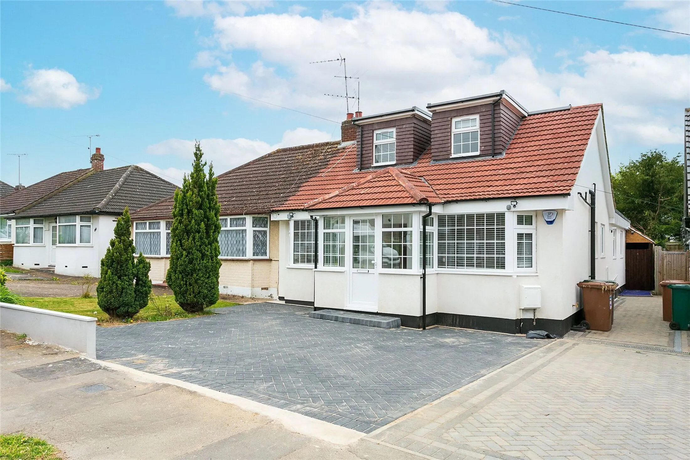 House Harrow Way in Three Rivers