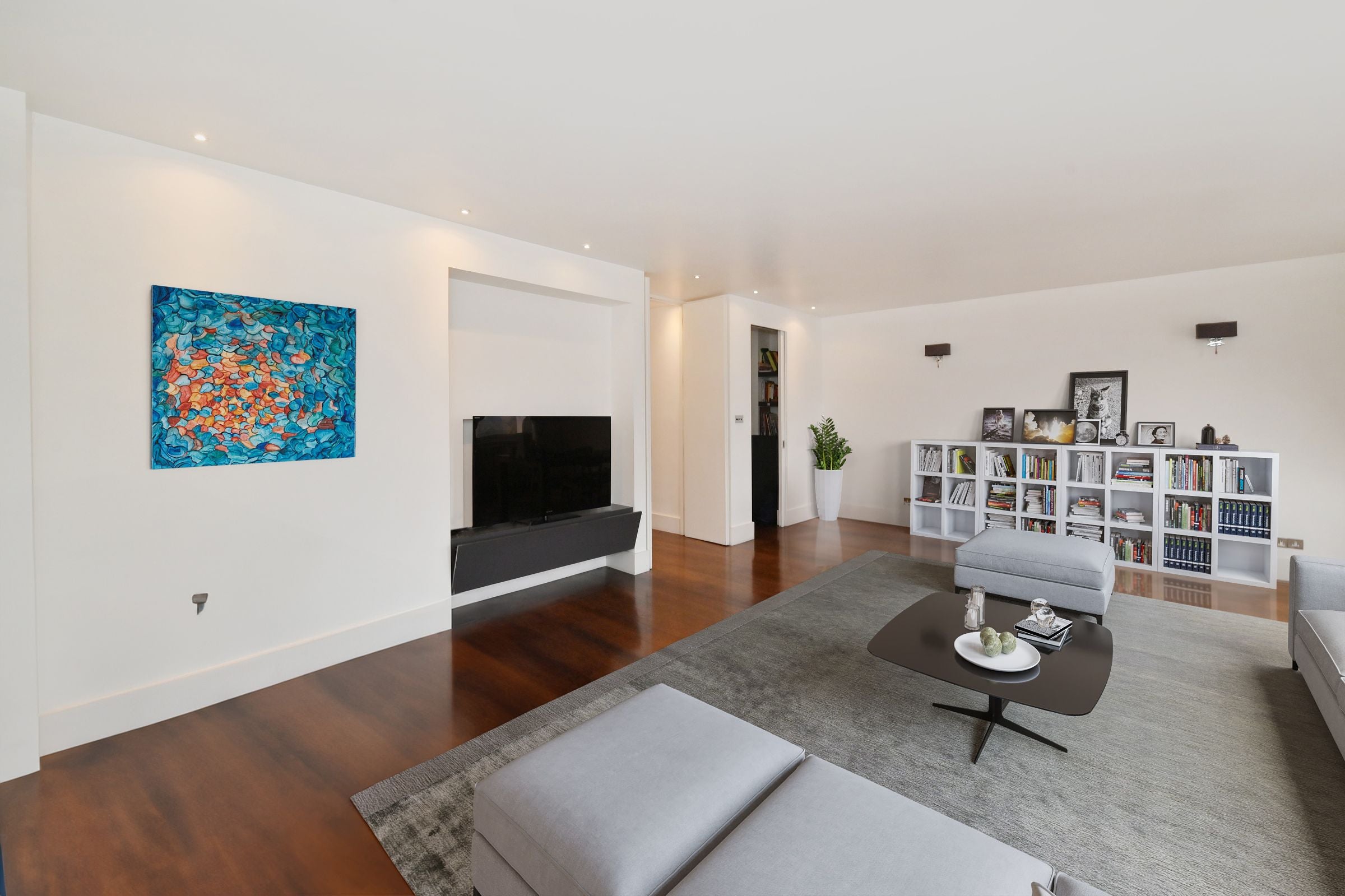 Flat Queen's Gate in Greater London