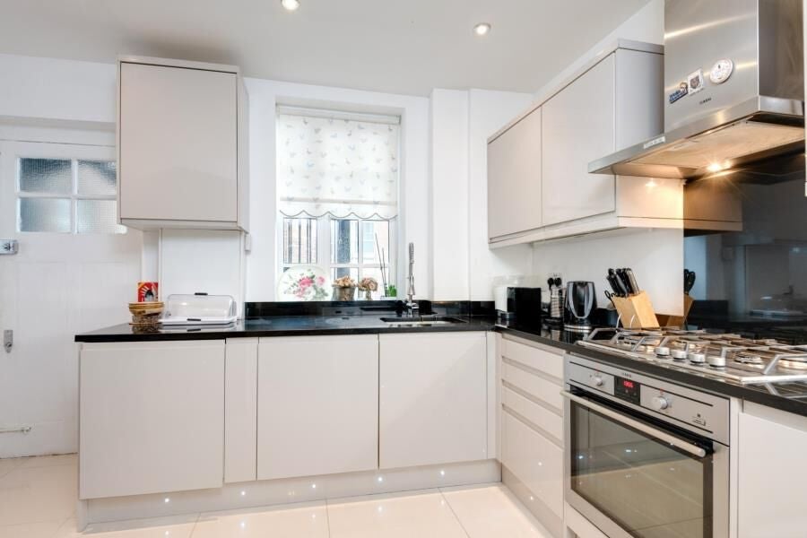 Flat Maida Vale in City of Westminster