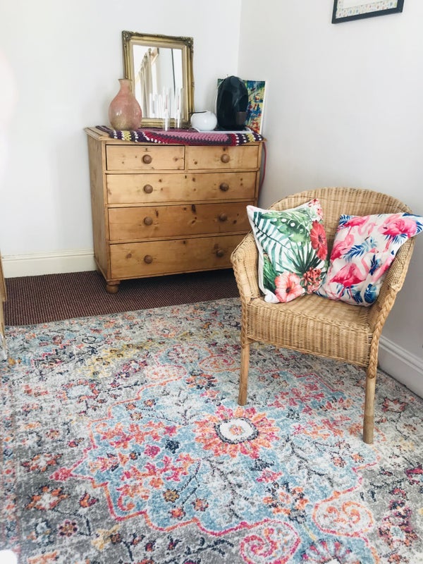 Room Brixton Road in Bristol