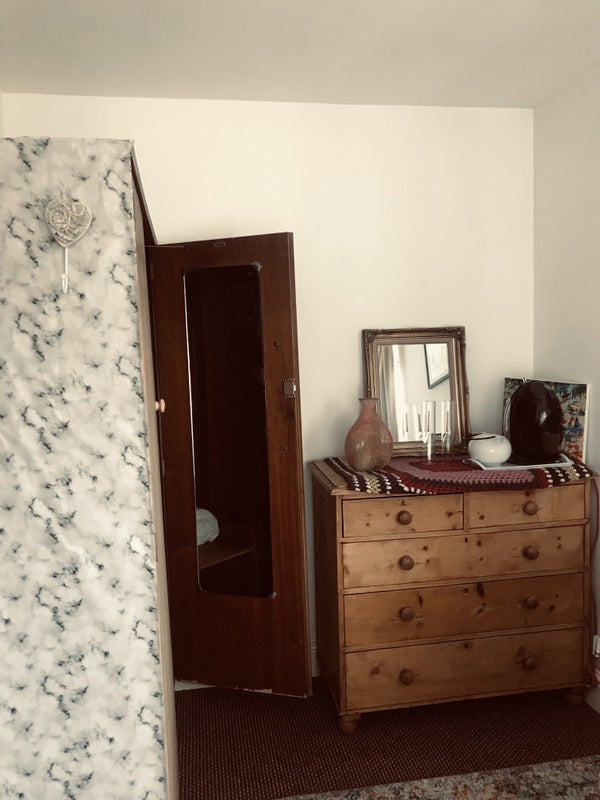 Room Brixton Road in Bristol