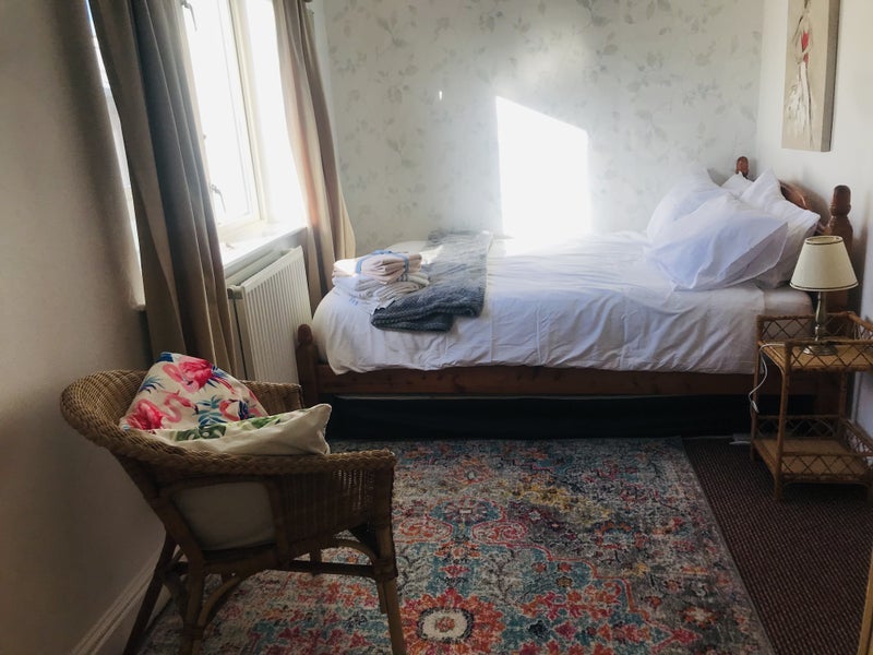 Room Brixton Road in Bristol