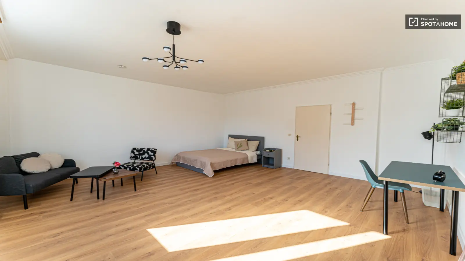 Wohnung Reichsstraße in Berlin
