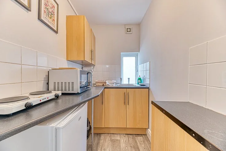 Flat Gladstone Road in Chester