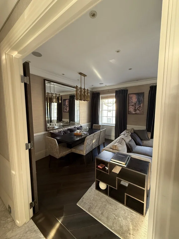 Flat Chesham Street in City of Westminster