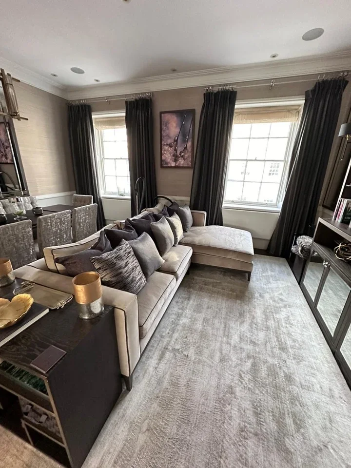 Flat Chesham Street in City of Westminster