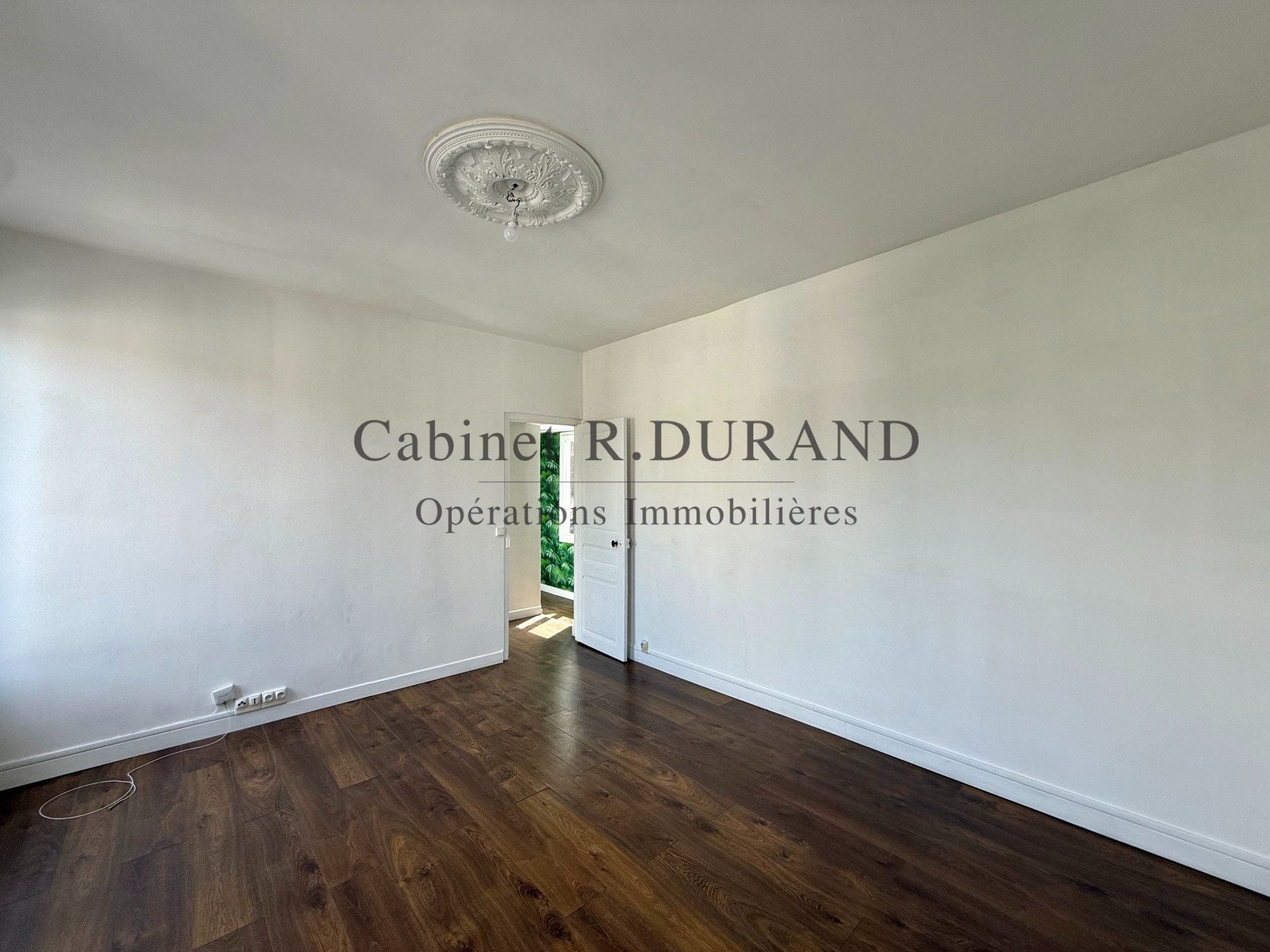 Flat Rue Henri Dunant in Colombes