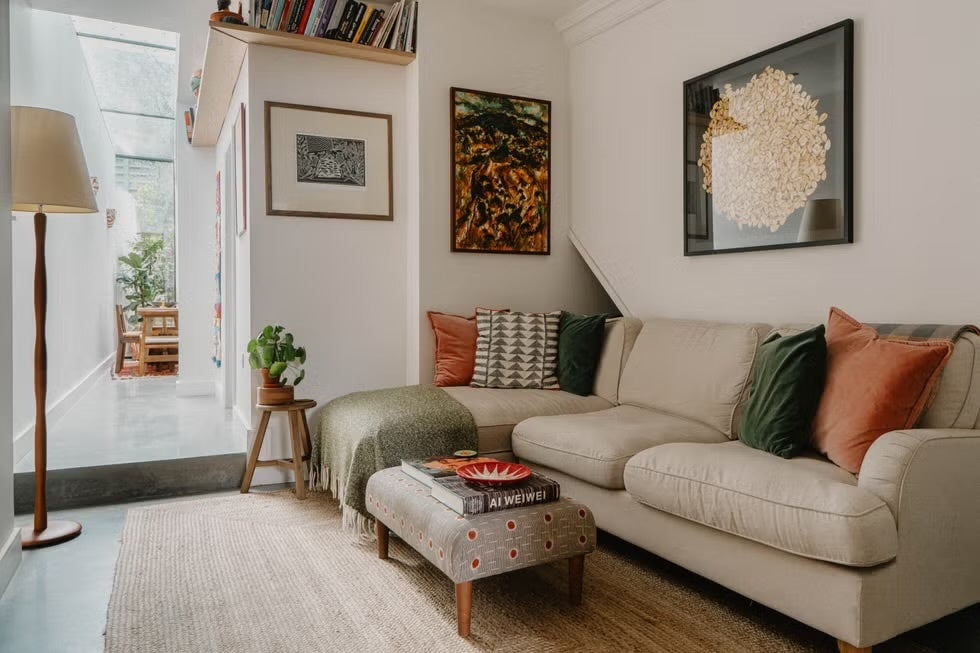 Flat Ivanhoe Road in Greater London