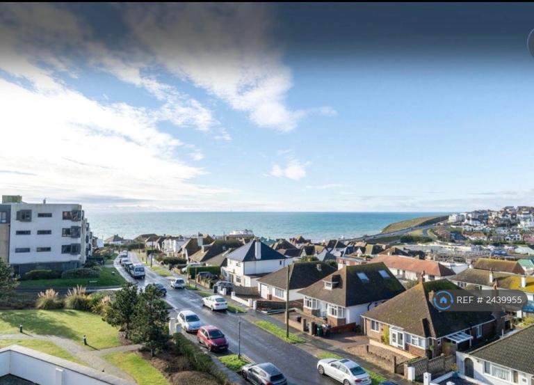 Flat Suez Way in Brighton