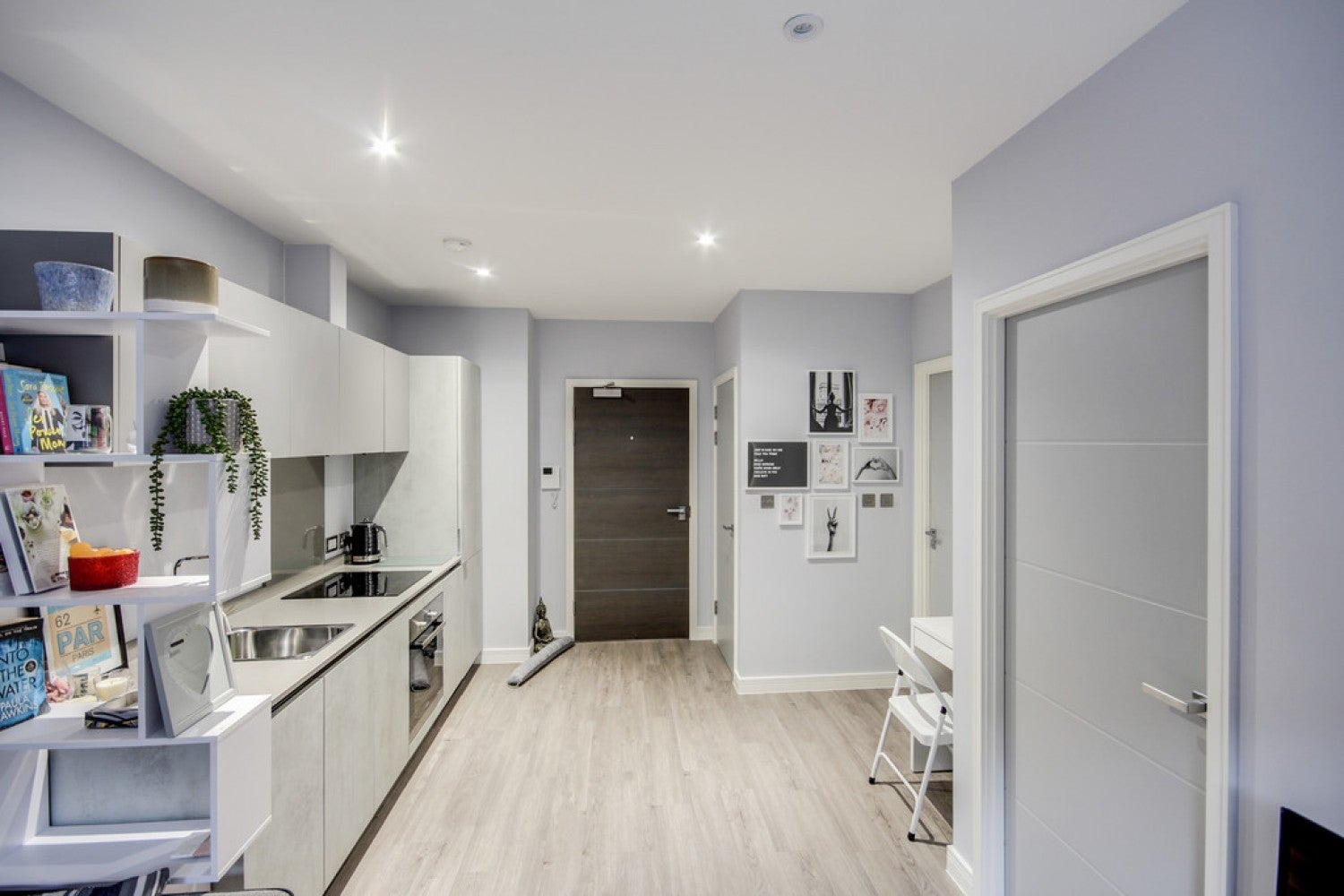 Flat The Ring in Bracknell