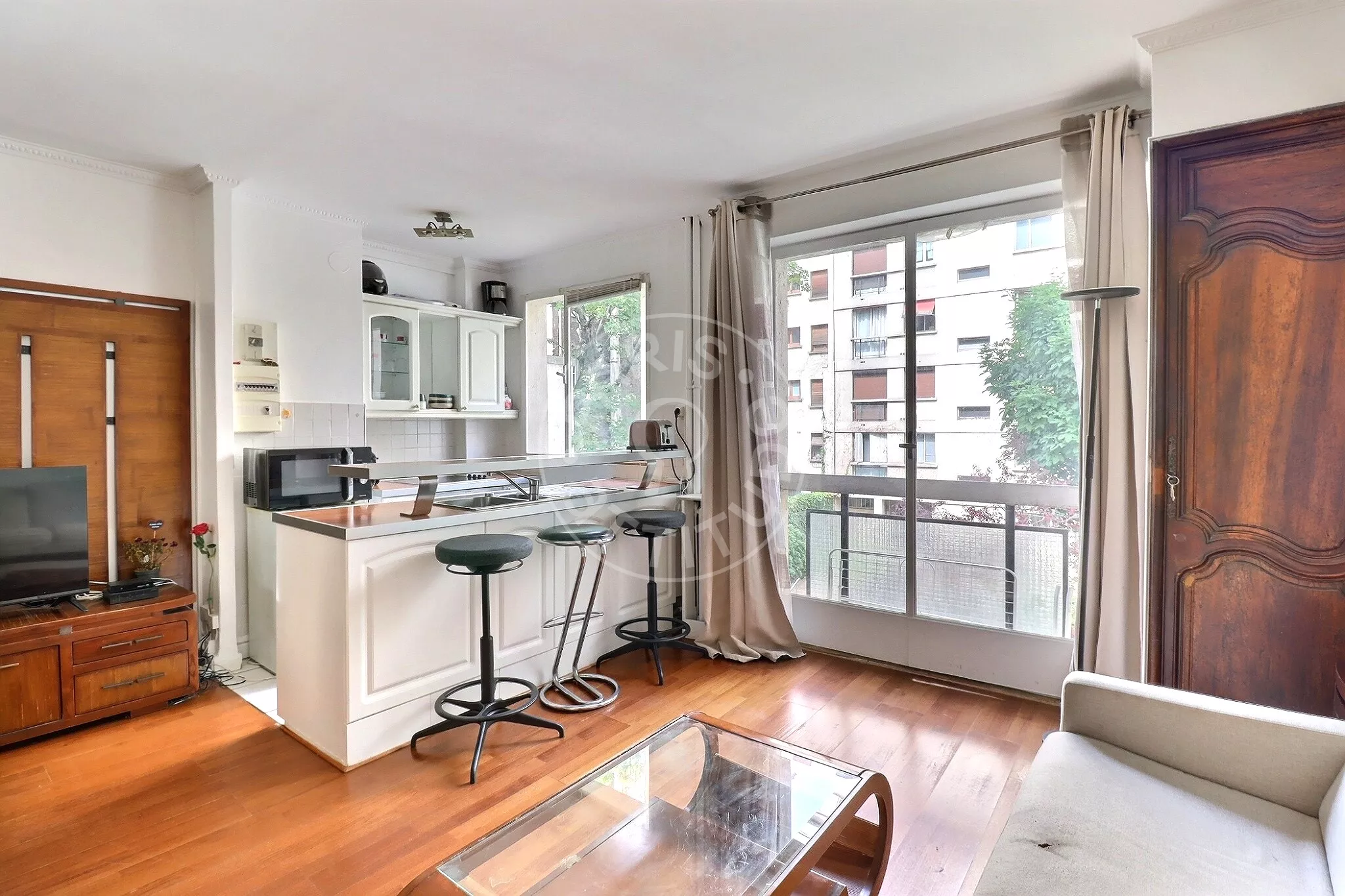 Flat Rue de la Faisanderie in Paris