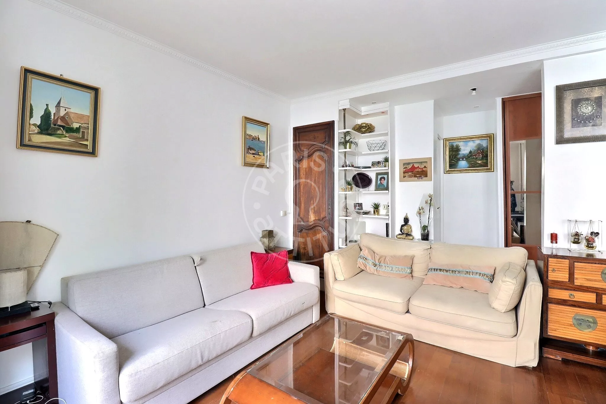 Flat Rue de la Faisanderie in Paris