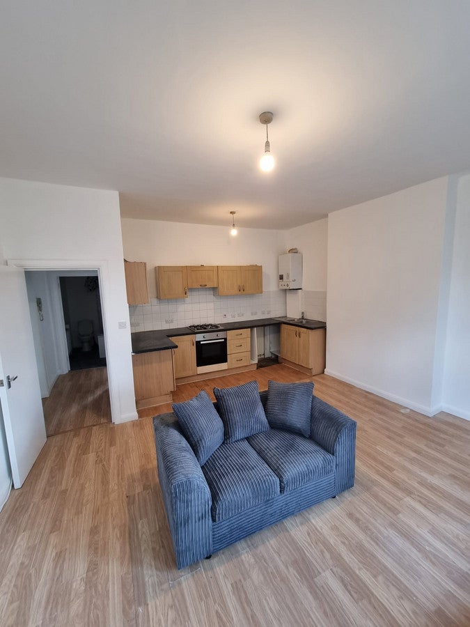 Flat Bromley Road in Greater London