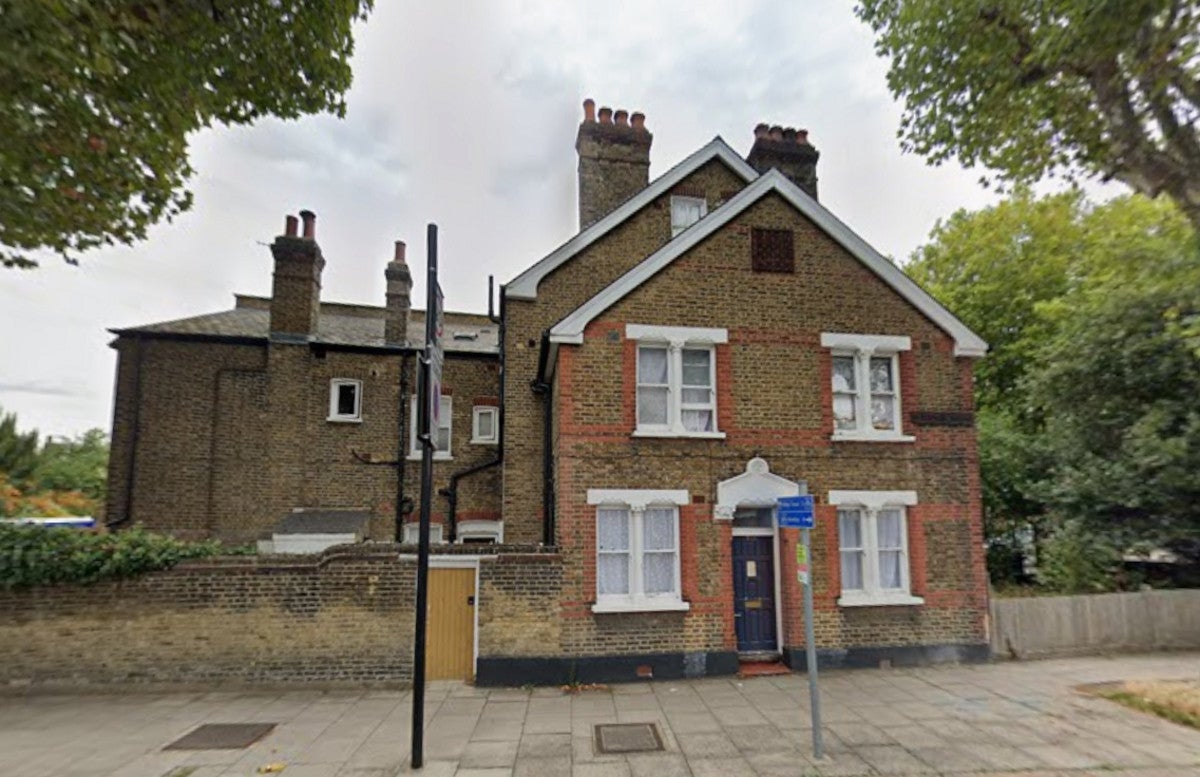 Flat Bromley Road in Greater London