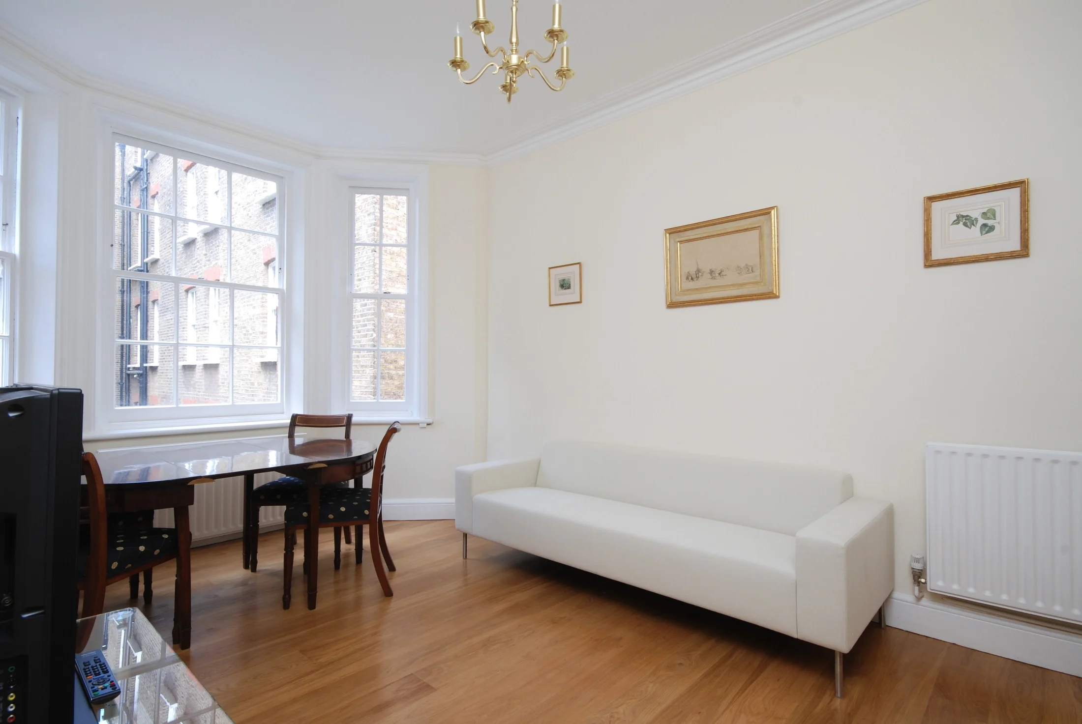 Flat Pater Street in Greater London