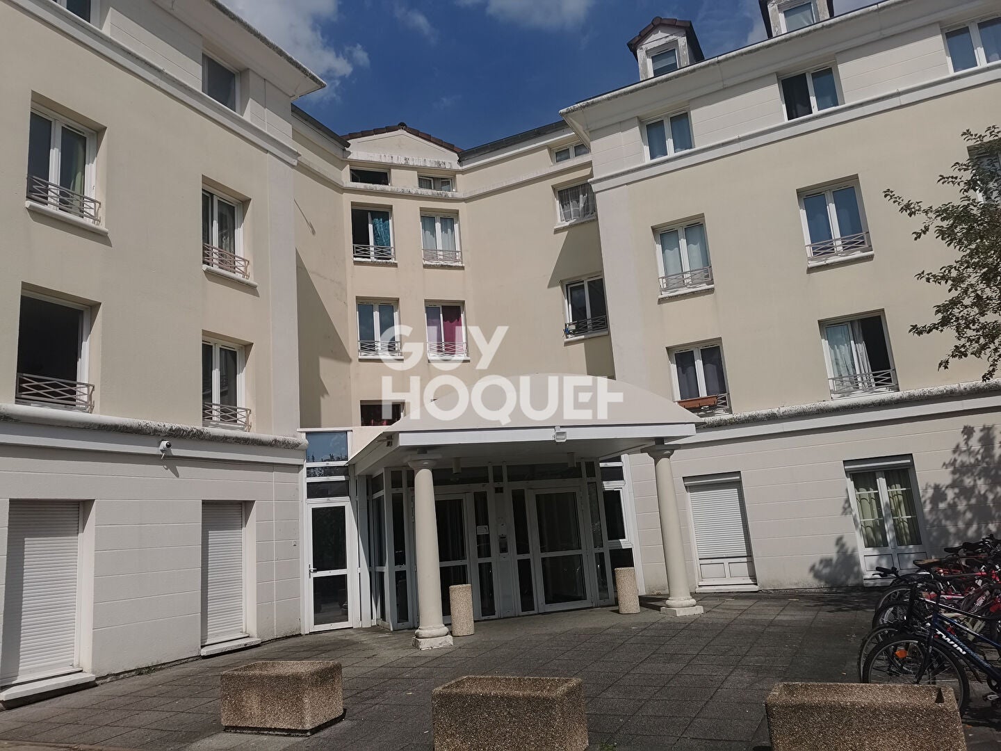 Flat Rue Jean Monnet in Bussy-Saint-Georges