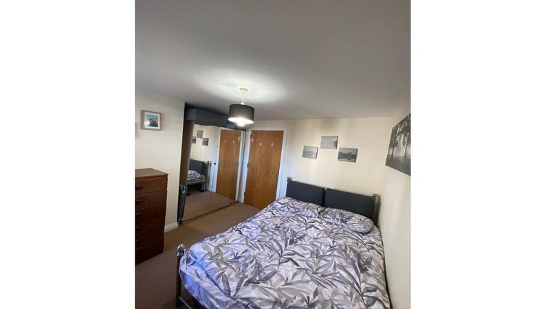 Room Brunswick Road in City of Edinburgh
