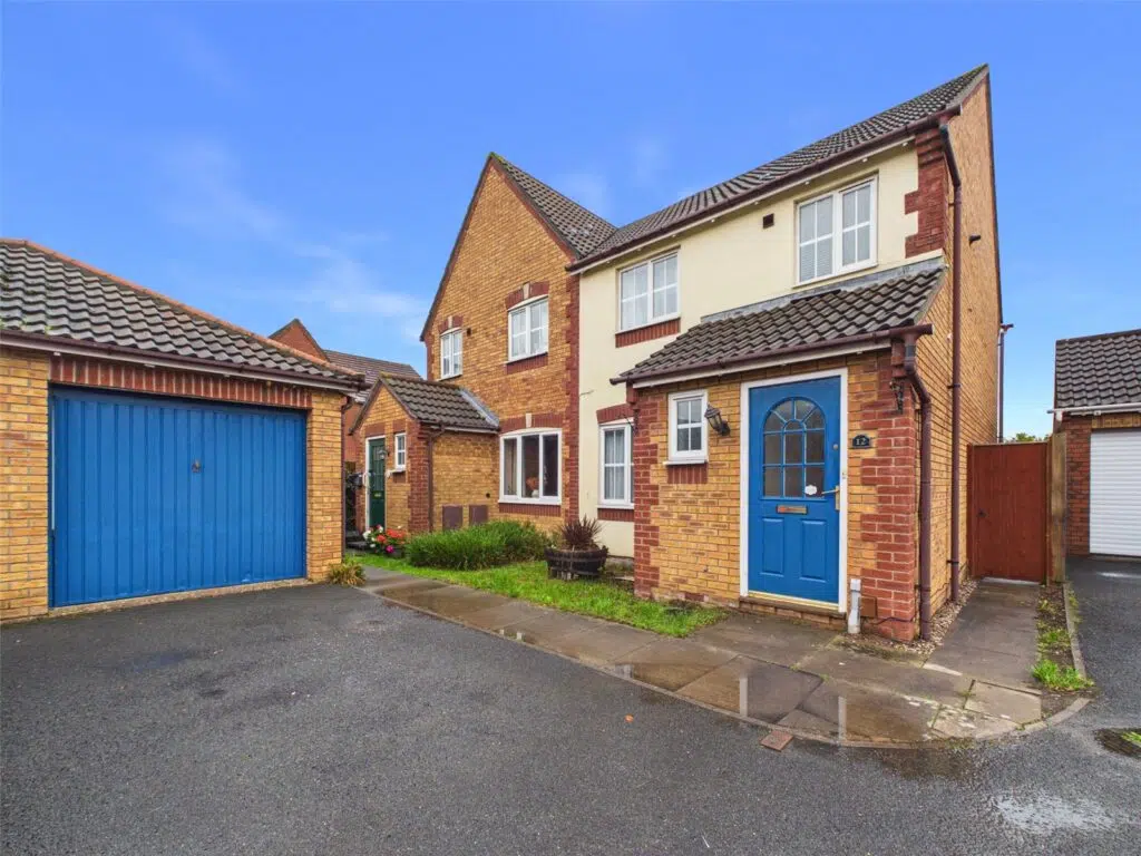 House Spey Close in Gloucester