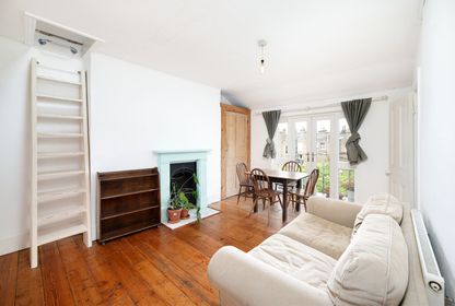 Flat Burghley Road in London