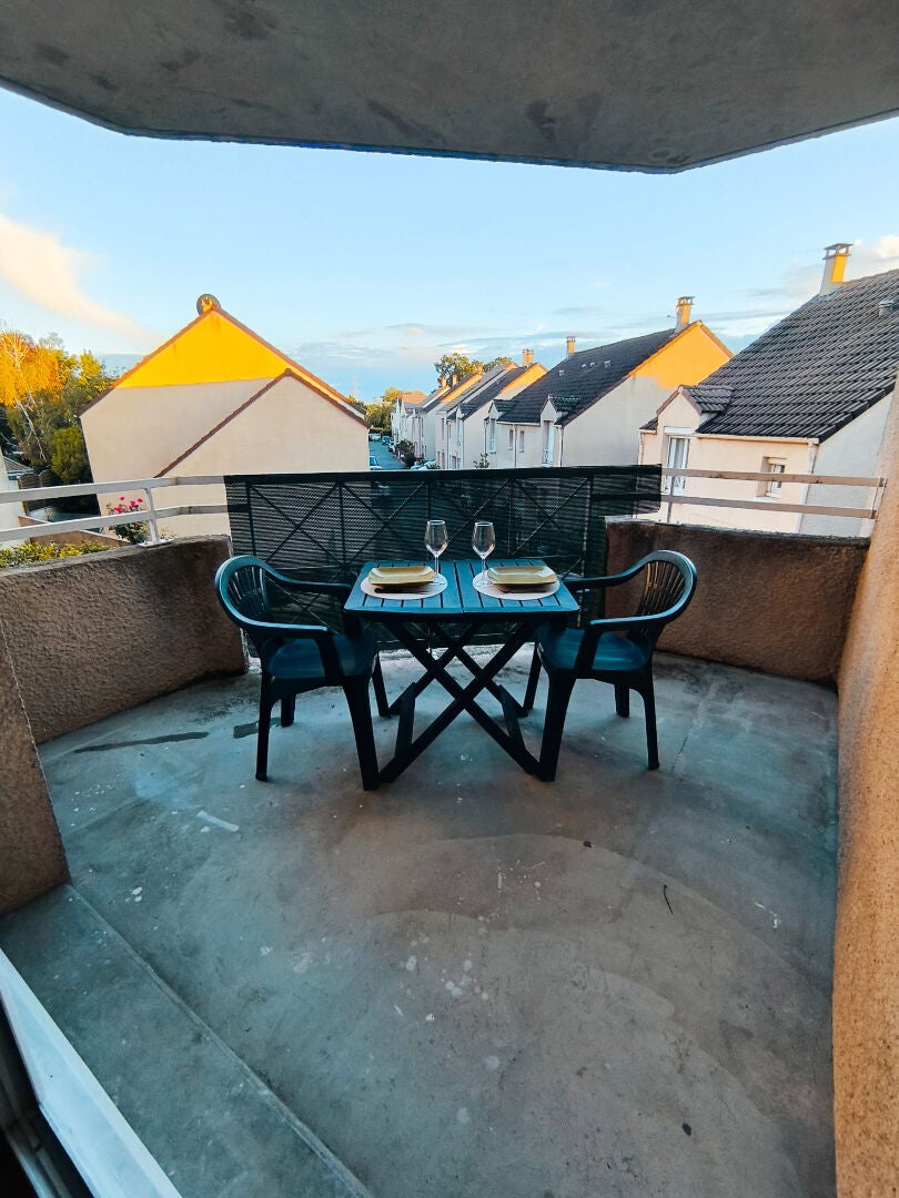 Appartement Desserte Ernest Cognacq à Évry