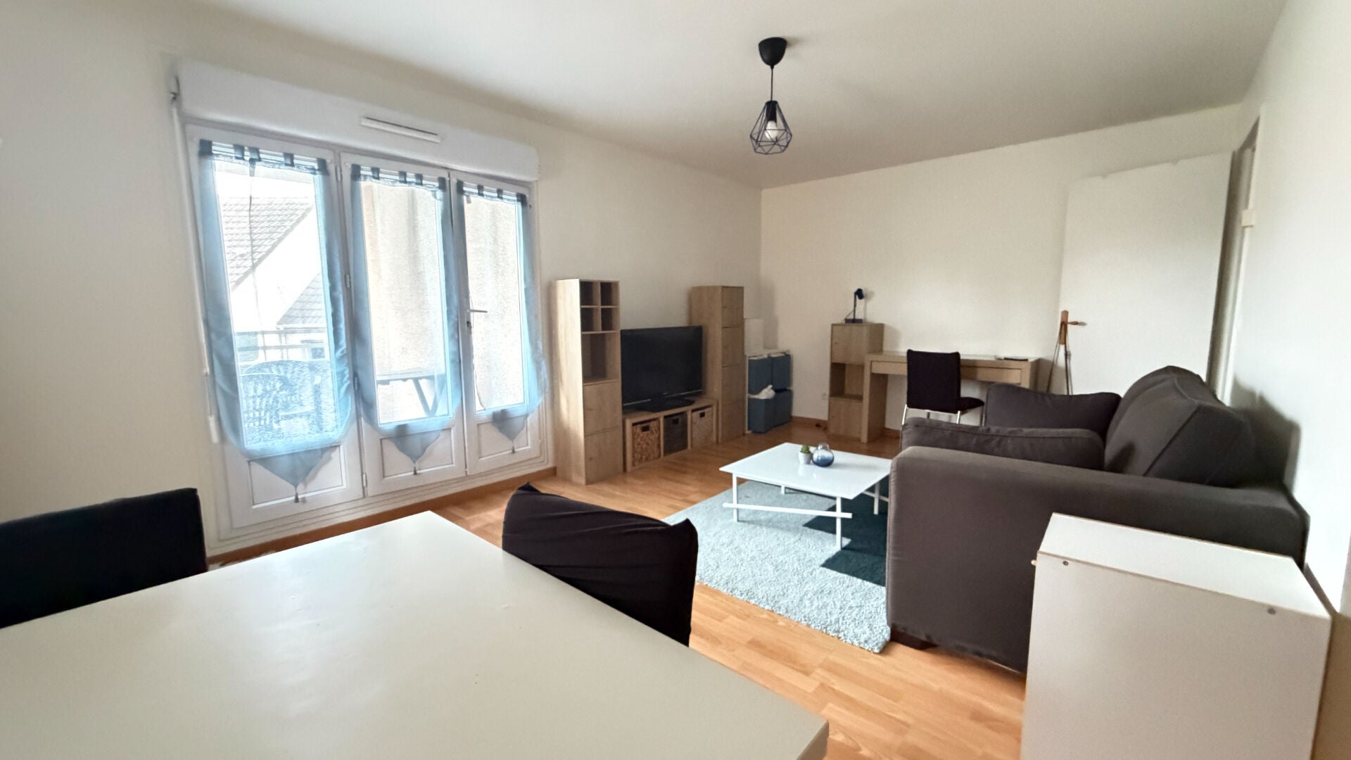 Appartement Desserte Ernest Cognacq à Évry