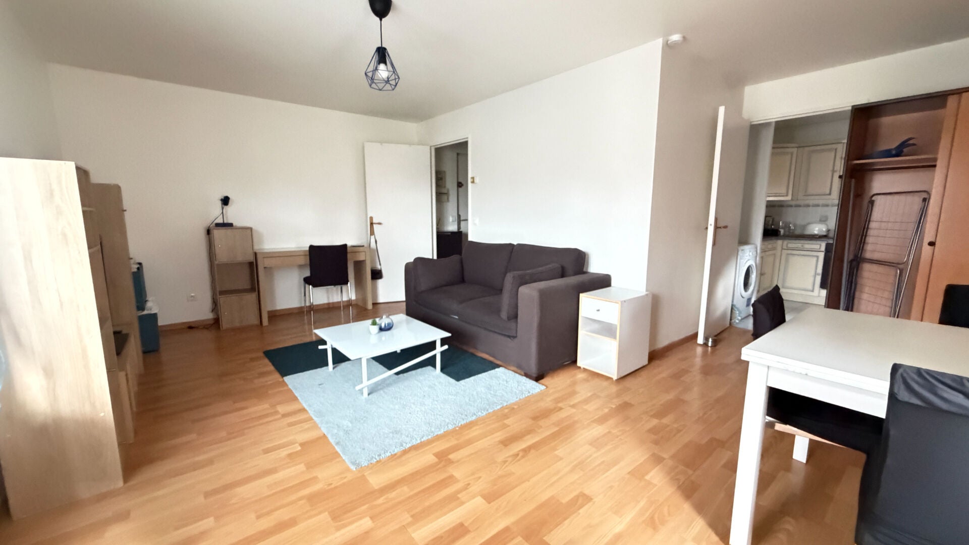 Appartement Desserte Ernest Cognacq à Évry